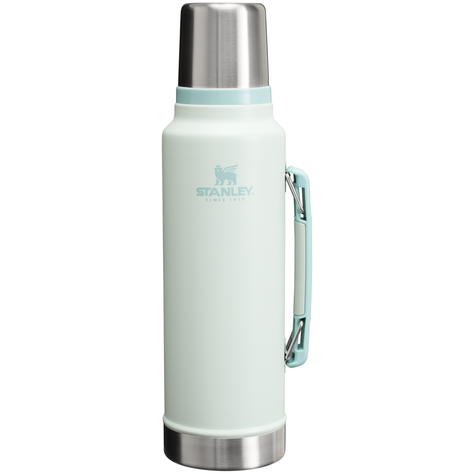 B2B_Web_PNG-TheLegendaryClassicBottle1.5QT_RSS_-Mist-Front.png