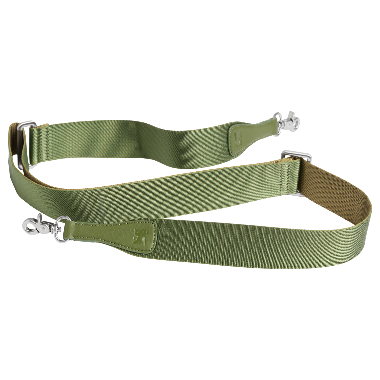 Web_PNG_Square-TheStandbyCarry-All20OZ-DriedPine-StrapDetail.png