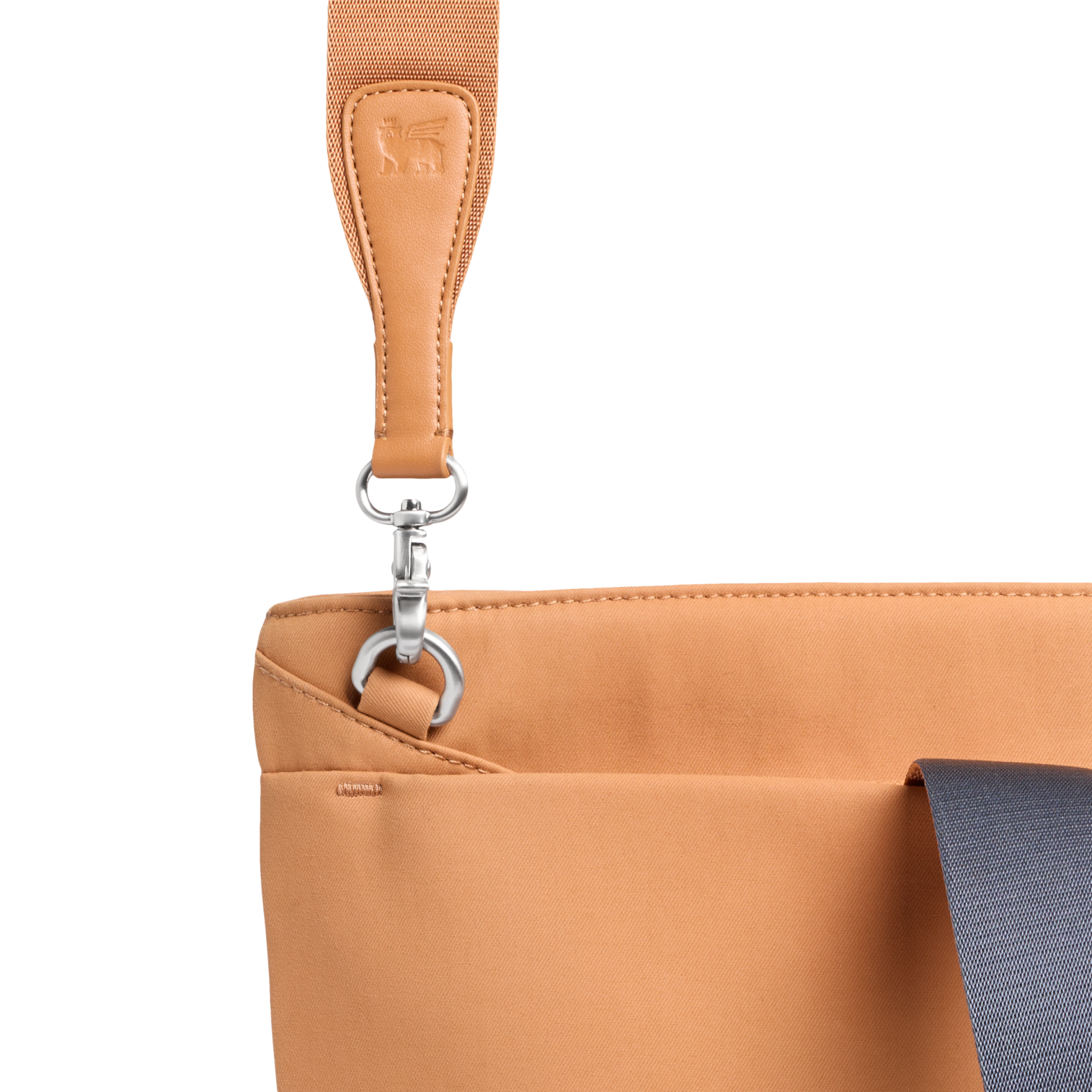Web_PNG_Square-TheStandbyTote21.8qt-20.6L-Toast-StrapCloseUp.png